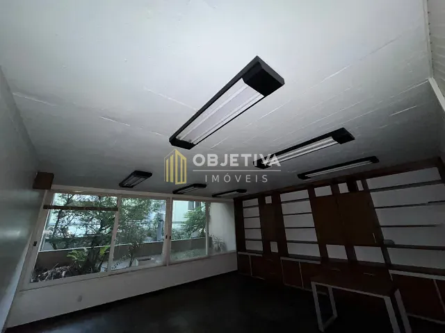 Sala para alugar, no bairro Mont Serrat em Porto Alegre