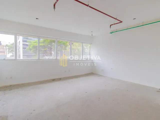 Sala à venda, no bairro Higienópolis em Porto Alegre