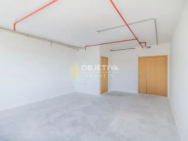Sala à venda, no bairro Santana em Porto Alegre