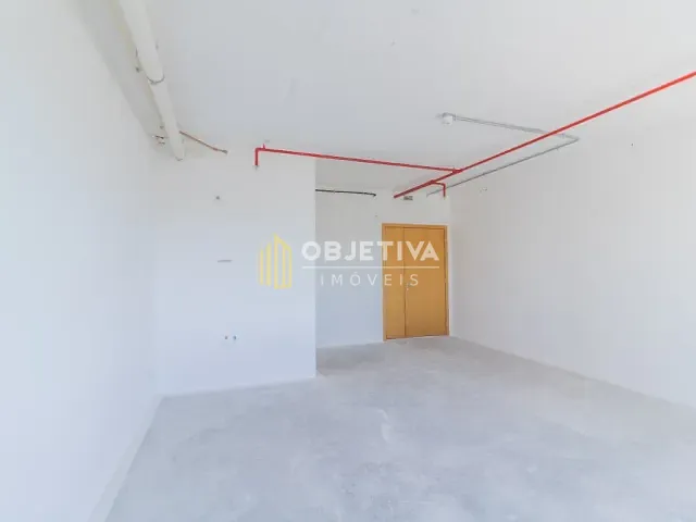 Sala à venda, no bairro Santana em Porto Alegre