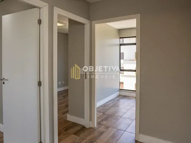 Sala para alugar, no bairro Petrópolis em Porto Alegre