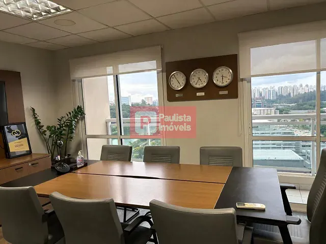 Sala com 178m², para alugar, no bairro Jardim Dom Bosco em São Paulo