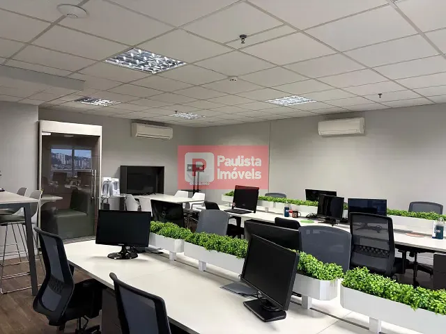Sala com 178m², para alugar, no bairro Jardim Dom Bosco em São Paulo