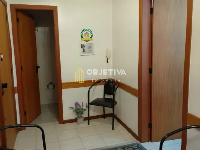 Sala para alugar, no bairro Rio Branco em Porto Alegre
