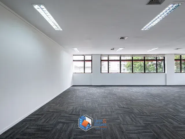 Sala com 130m², à venda, no bairro Brooklin em São Paulo