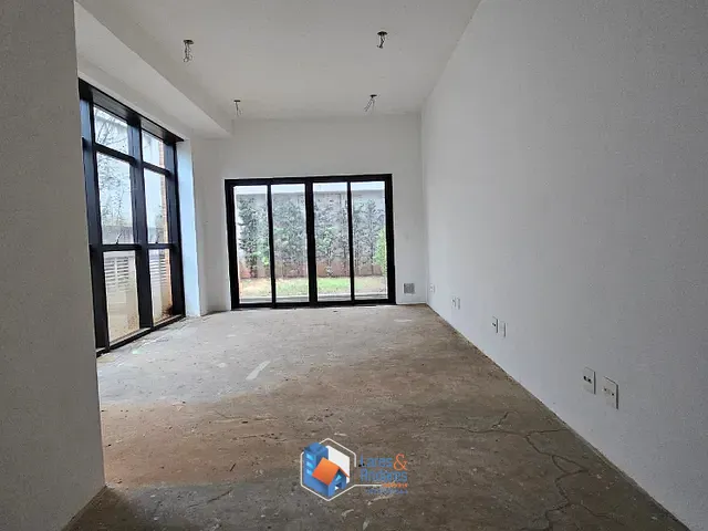Sala com 38m², à venda, no bairro Alto da Lapa em São Paulo
