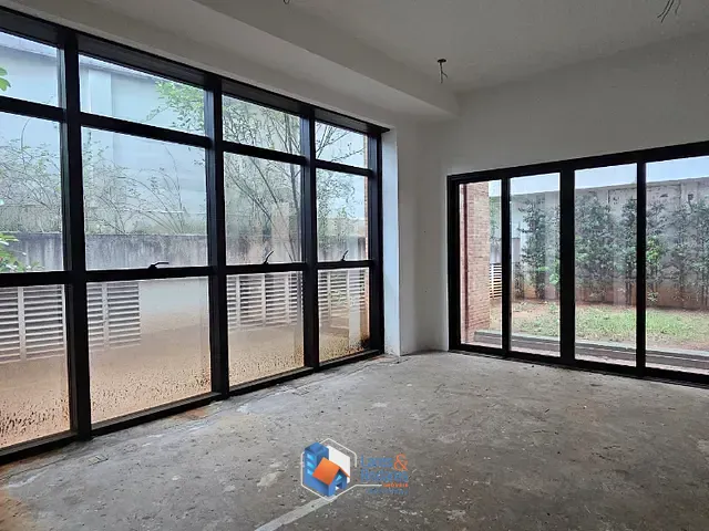 Sala com 38m², à venda, no bairro Alto da Lapa em São Paulo
