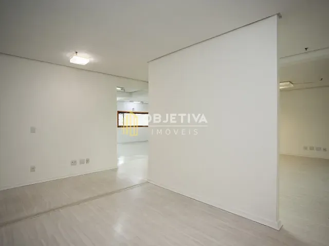 Sala para alugar, no bairro Petrópolis em Porto Alegre