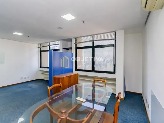 Sala para alugar, no bairro Floresta em Porto Alegre