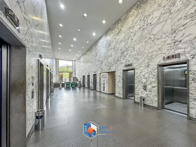 Sala com 285m², à venda, no bairro Centro Histórico em São Paulo