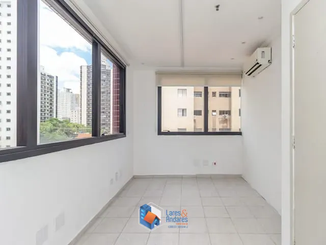 Sala com 44m², à venda, no bairro Indianópolis em São Paulo