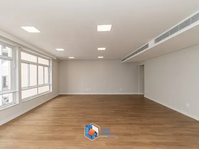 Sala com 150m², à venda, no bairro Sé em São Paulo