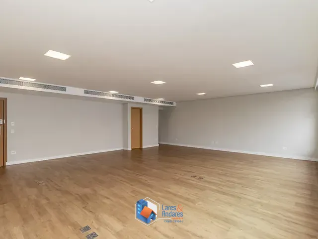 Sala com 150m², à venda, no bairro Sé em São Paulo