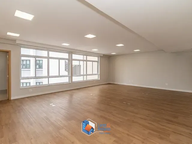 Sala com 150m², à venda, no bairro Sé em São Paulo