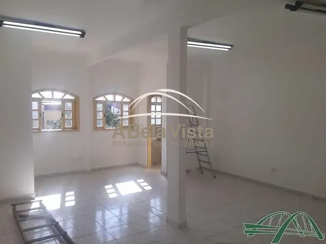 Sala com 17m², para alugar, no bairro Vila Osasco em Osasco