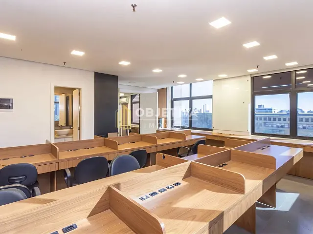 Sala para alugar, no bairro Floresta em Porto Alegre