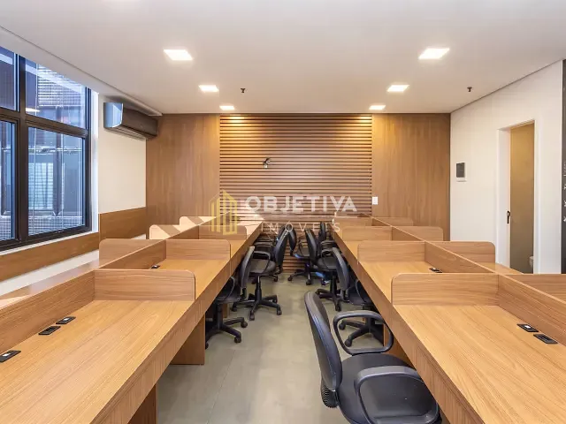 Sala para alugar, no bairro Floresta em Porto Alegre