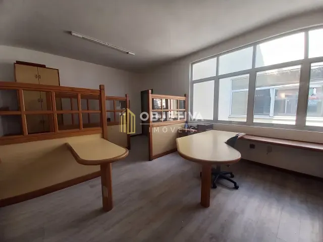 Sala para alugar, no bairro Auxiliadora em Porto Alegre