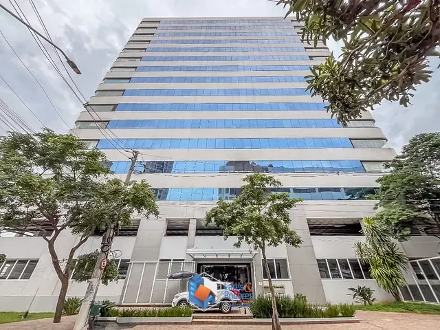 Sala com 300m², à venda, no bairro Parque Industrial Tomas Edson em São Paulo