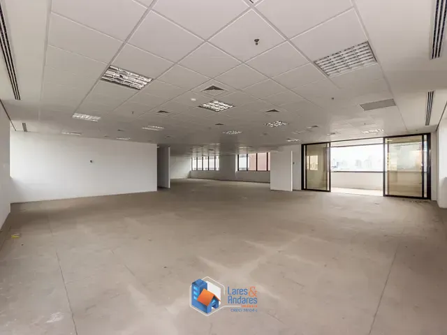 Sala com 300m², à venda, no bairro Parque Industrial Tomas Edson em São Paulo