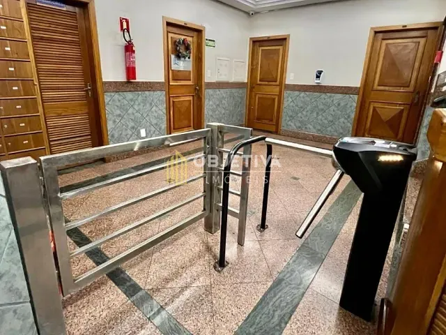 Sala para alugar, no bairro Floresta em Porto Alegre