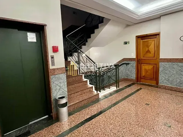 Sala para alugar, no bairro Floresta em Porto Alegre