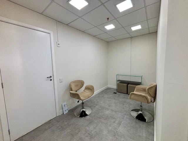 Foto do Sala - Sala Comercial Pronta 40m² para  Locação R$3.600,00 próximo Estação Socorro, São Paulo, SP | Paulista Imóveis