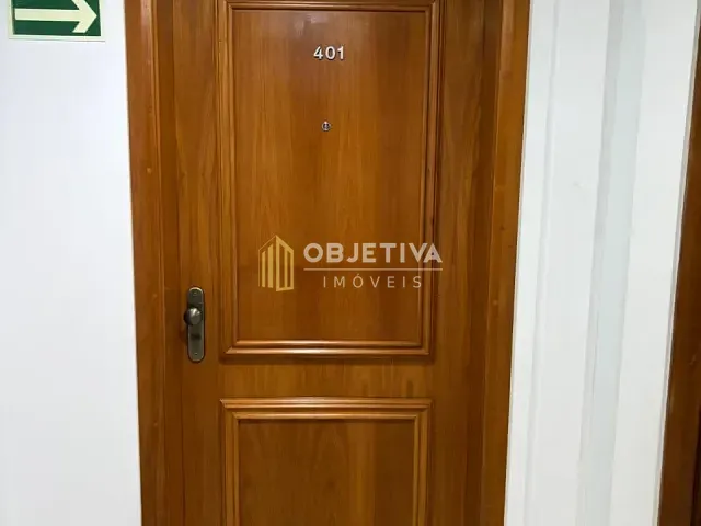 Sala para alugar, no bairro Petrópolis em Porto Alegre