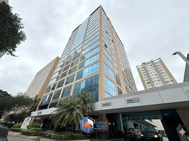 Sala com 47m², à venda, no bairro Moema em São Paulo