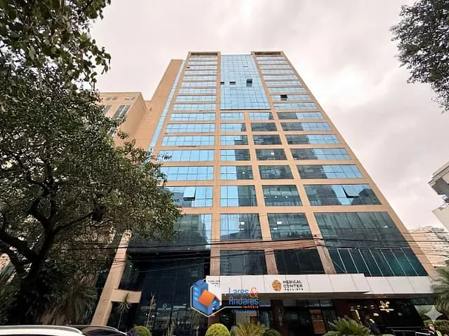 Sala com 47m², à venda, no bairro Moema em São Paulo