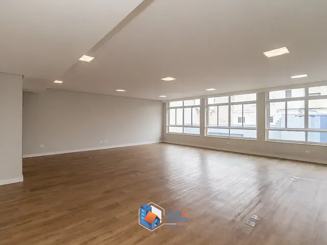 Sala com 150m², à venda, no bairro Sé em São Paulo