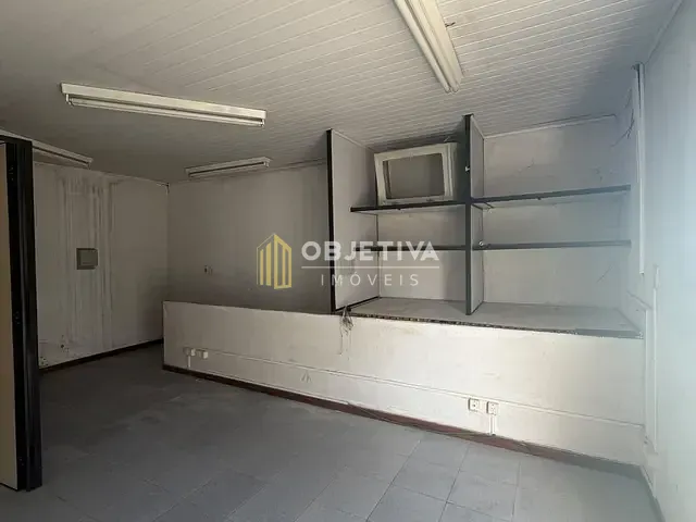 Sala para alugar, no bairro Floresta em Porto Alegre