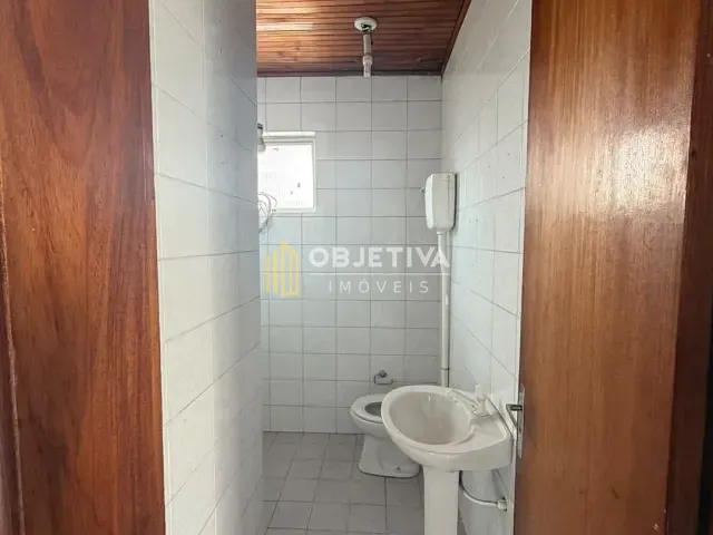 Sala para alugar, no bairro Floresta em Porto Alegre