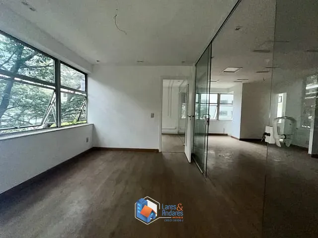 Sala com 58m², à venda, no bairro Jardim Paulista em São Paulo