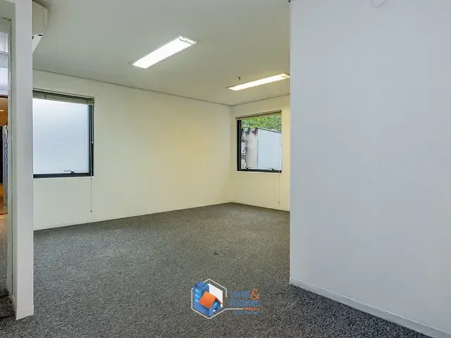Sala com 90m², à venda, no bairro Cerqueira César em São Paulo