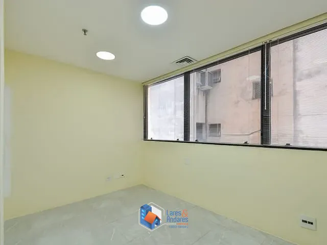 Sala com 46m², à venda, no bairro Jardim Paulista em São Paulo