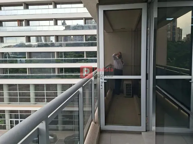 Conjunto comercial com 56m², à venda ou para alugar, no bairro Vila Cruzeiro em São Paulo
