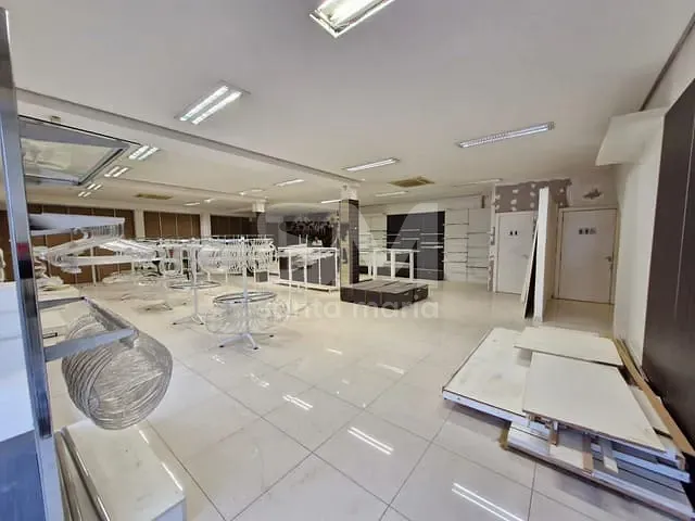 Sala para alugar, no bairro Centro em Chapecó