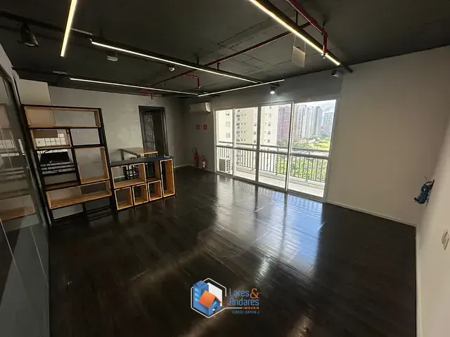 Sala com 109m², à venda, no bairro Água Branca em São Paulo
