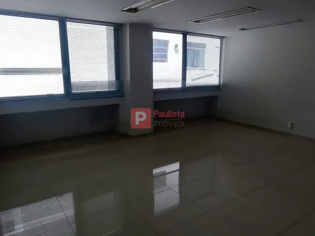 Sala com 72m², para alugar, no bairro Santo Amaro em São Paulo