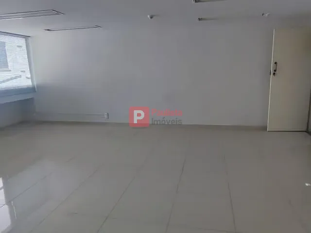 Sala com 72m², para alugar, no bairro Santo Amaro em São Paulo