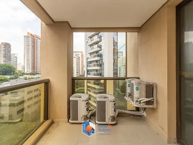 Sala com 110m², à venda, no bairro Vila Olímpia em São Paulo