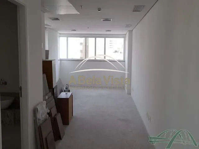 Sala para alugar, no bairro Santana em São Paulo