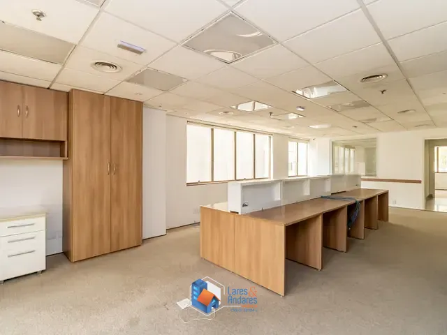 Sala com 180m², à venda, no bairro Jardim Paulista em São Paulo