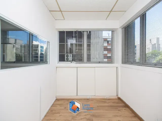 Sala com 71m², à venda, no bairro Santa Cecília em São Paulo