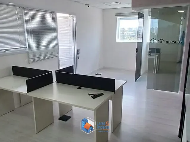 Sala com 37m², à venda, no bairro Santo Amaro em São Paulo