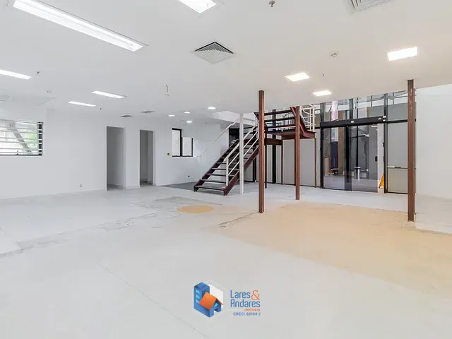 Sala com 102m², à venda, no bairro Jardim Paulista em São Paulo