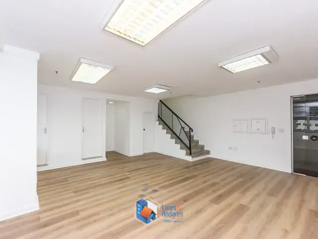 Sala com 211m², à venda, no bairro Indianópolis em São Paulo
