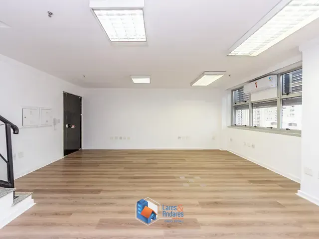 Sala com 211m², à venda, no bairro Indianópolis em São Paulo