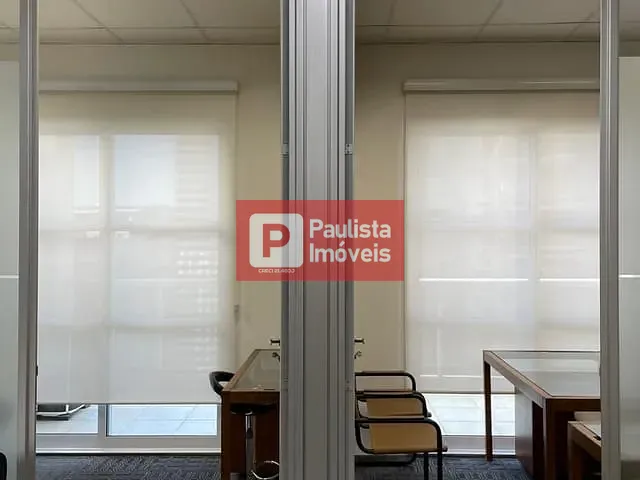 Conjunto comercial com 155m², para alugar, no bairro Vila Cordeiro em São Paulo